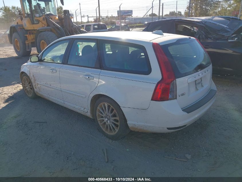 2010 Volvo V50 2.4I VIN: YV1382MW8A2529633 Lot: 40568433