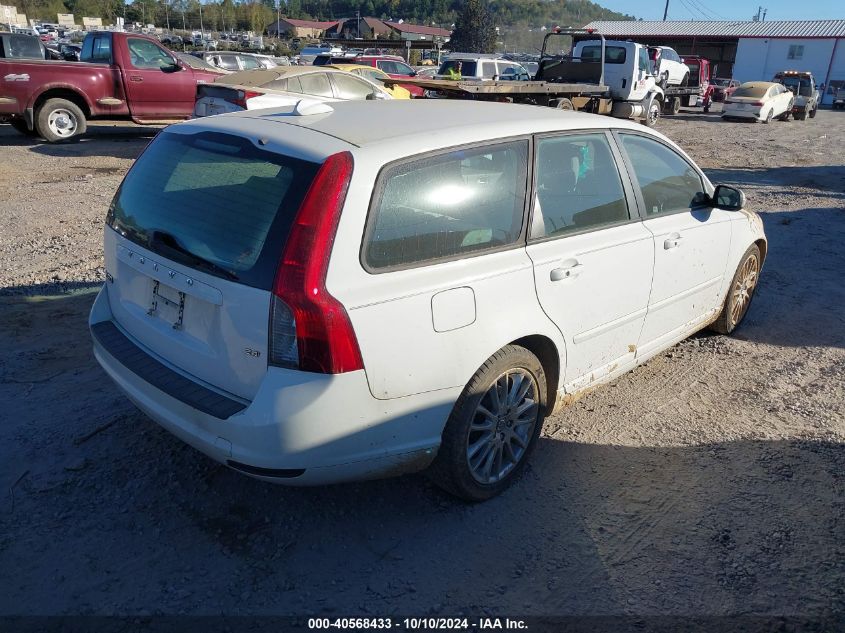 2010 Volvo V50 2.4I VIN: YV1382MW8A2529633 Lot: 40568433