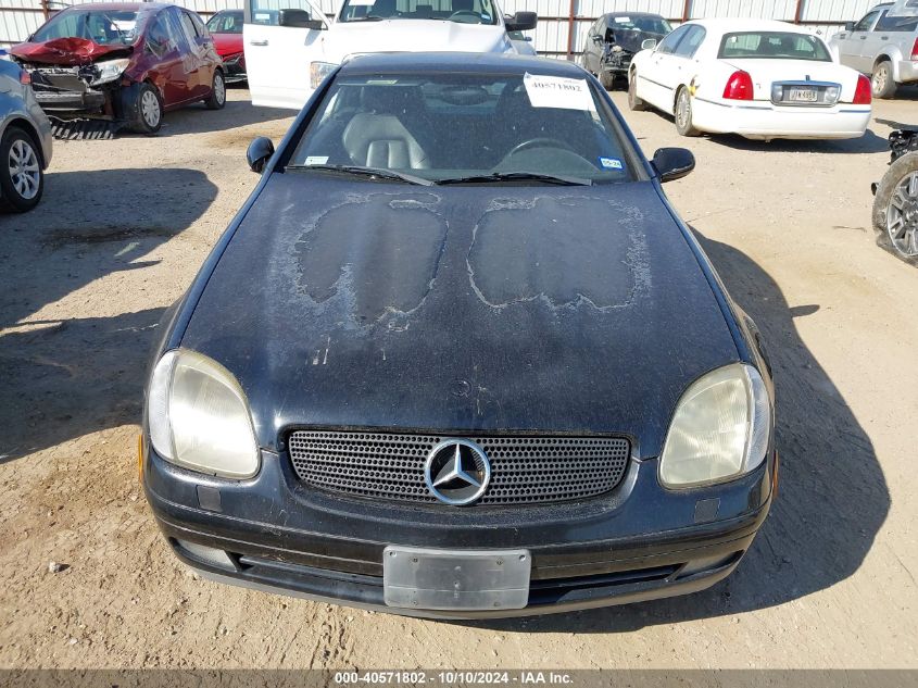 1999 Mercedes-Benz Slk 230 Kompressor VIN: WDBKK47F0XF081740 Lot: 40571802