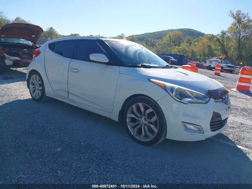 2013 Hyundai Veloster Base W/Black VIN: KMHTC6AD0DU140102 Lot: 40572401