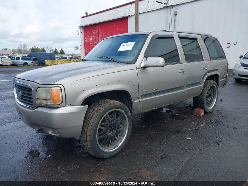 1999 Cadillac Escalade VIN: 1GYEK13R4XR41096 Lot: 40599113