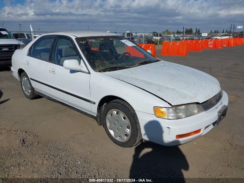 1996 Honda Accord Lx/Ex VIN: 1HGCD5630TA212459 Lot: 40617332