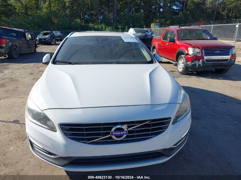 2015 Volvo V60 T5 Platinum VIN: YV140MED1F1213749 Lot: 40623130