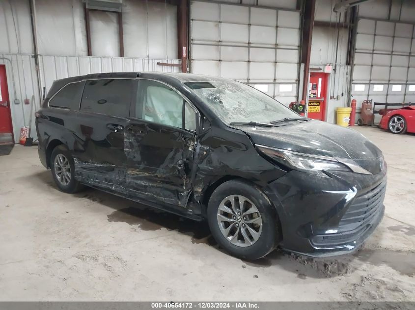 2021 Toyota Sienna Le VIN: 5TDKRKEC5MS049307