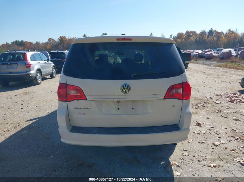 2009 Volkswagen Routan S VIN: 2V8HW44189R598311 Lot: 40657127