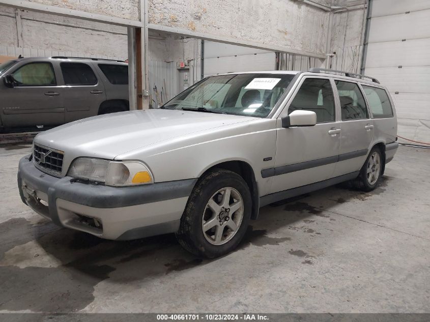 1998 Volvo V70 Awd VIN: YV1LZ5648W2436547 Lot: 40661701