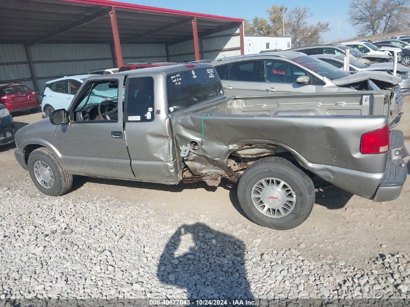 2000 GMC Sonoma VIN: 1GTDT19WXY8143606 Lot: 40677043