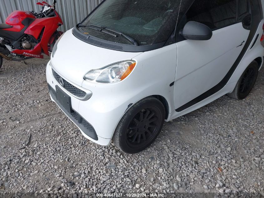 2013 Smart Fortwo Passion/Pure VIN: WMEEJ3BA2DK583001 Lot: 40687327