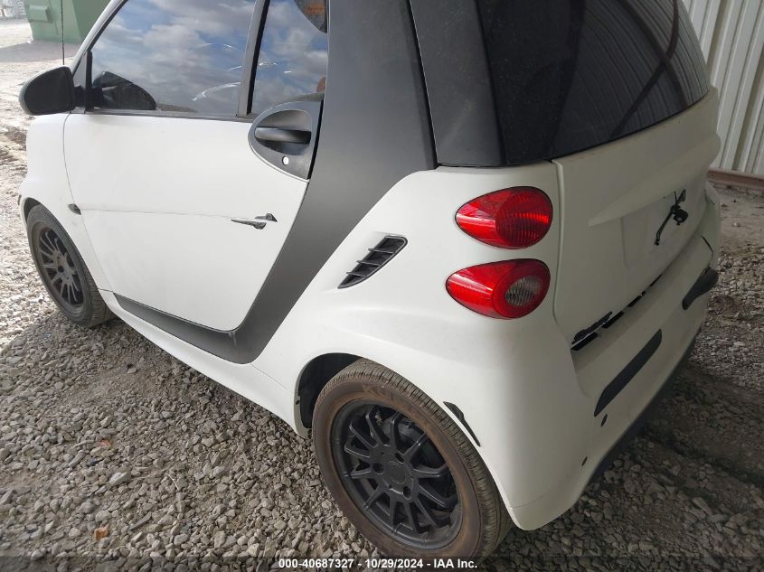 2013 Smart Fortwo Passion/Pure VIN: WMEEJ3BA2DK583001 Lot: 40687327