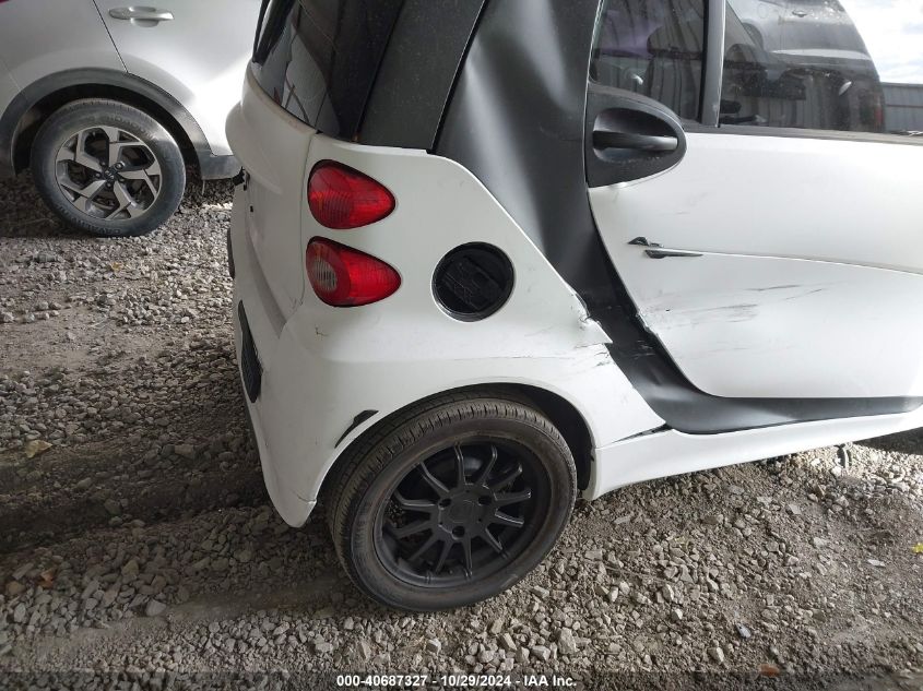 2013 Smart Fortwo Passion/Pure VIN: WMEEJ3BA2DK583001 Lot: 40687327