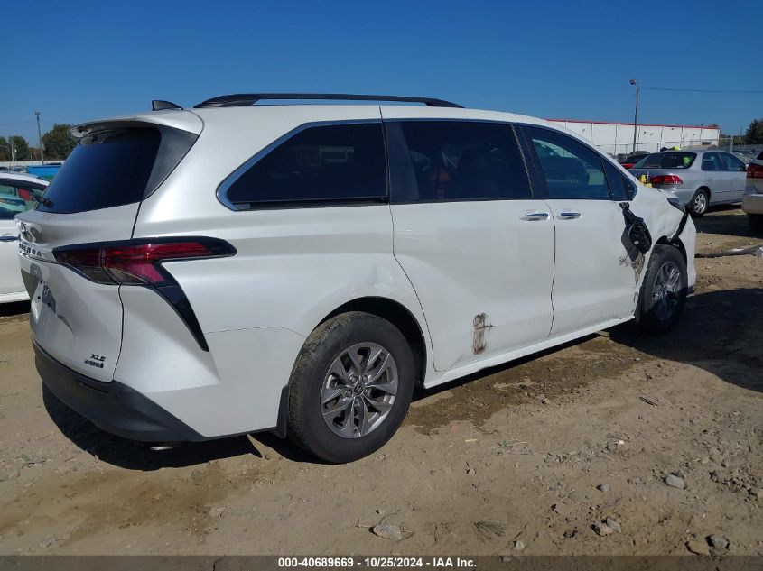 2022 Toyota Sienna Xle VIN: 5TDYRKEC7NS119112 Lot: 40689669