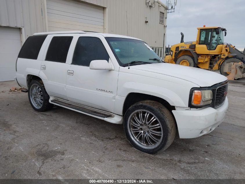 2000 Cadillac Escalade Standard VIN: 1GYEK13R2YR127463 Lot: 40700490