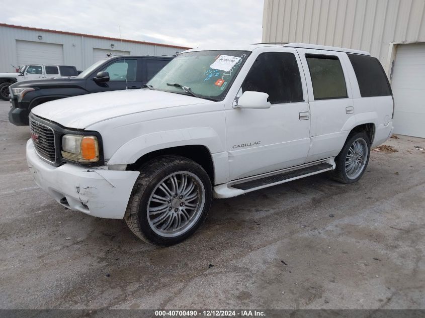 2000 Cadillac Escalade Standard VIN: 1GYEK13R2YR127463 Lot: 40700490