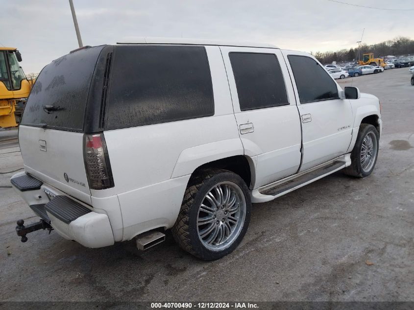 2000 Cadillac Escalade Standard VIN: 1GYEK13R2YR127463 Lot: 40700490