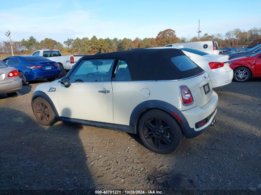 2015 Mini Convertible Cooper S VIN: WMWZP3C52FT708427 Lot: 40701271