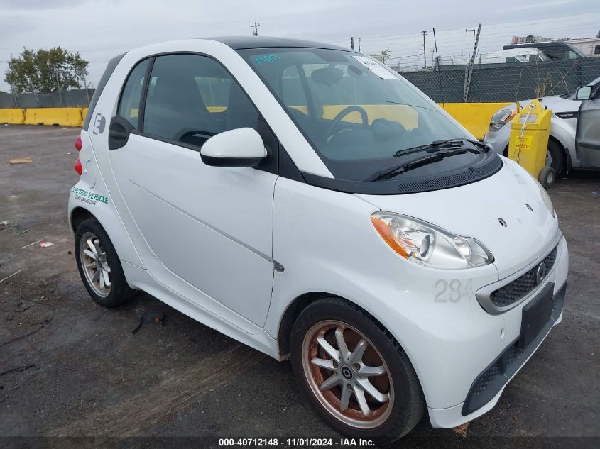 2014 Smart Fortwo Electric Drive Passion VIN: WMEEJ9AA7EK779439 Lot: 40712148