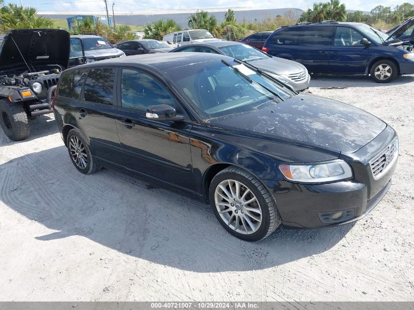 2010 Volvo V50 2.4I VIN: YV1382MW3A2526719 Lot: 40721007