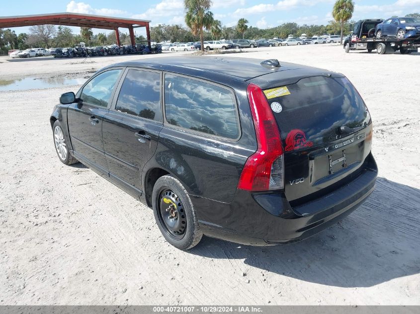 2010 Volvo V50 2.4I VIN: YV1382MW3A2526719 Lot: 40721007