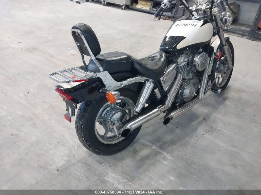 1993 Honda Vt1100 C VIN: 1HFSC1814PA700827 Lot: 40758594