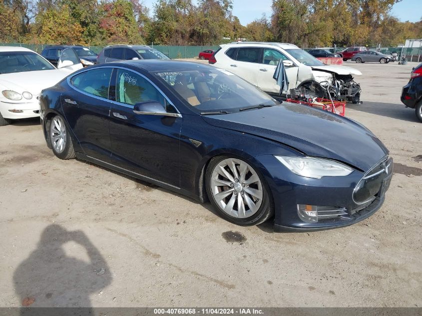 2013 Tesla Model S VIN: 5YJSA1CN3DFP08883 Lot: 40769068