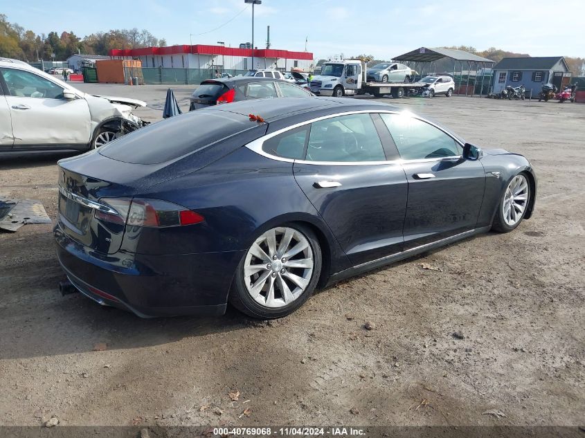 2013 Tesla Model S VIN: 5YJSA1CN3DFP08883 Lot: 40769068