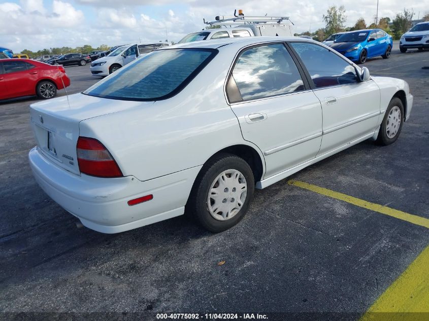 1995 Honda Accord Lx/Ex VIN: 1HGCD5639SA124623 Lot: 40775092