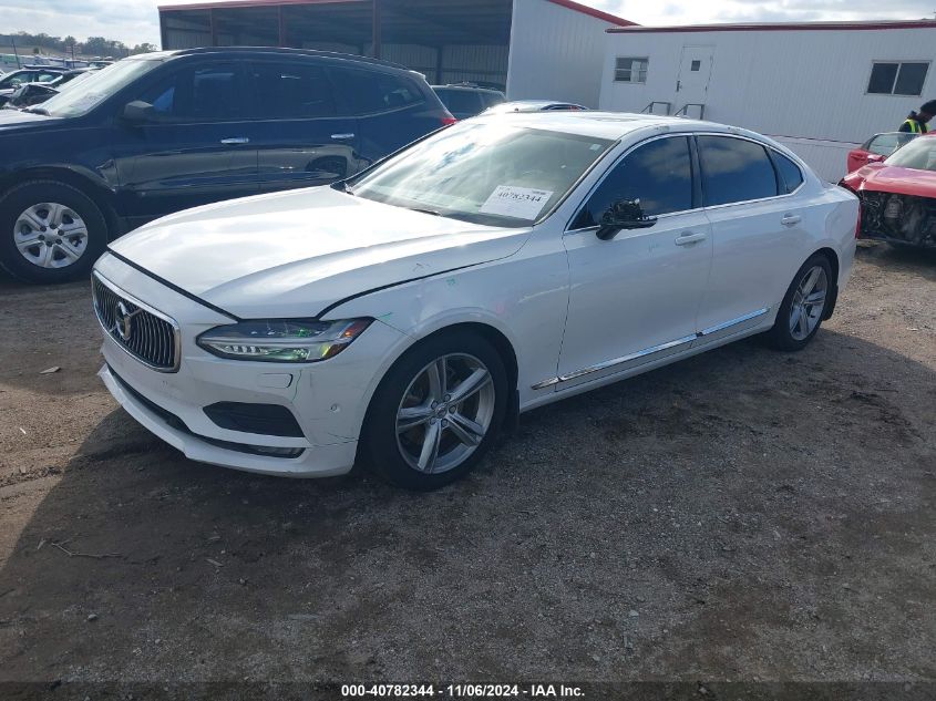 2018 Volvo S90 T5 Momentum VIN: LVY102MK1JP053545 Lot: 40782344