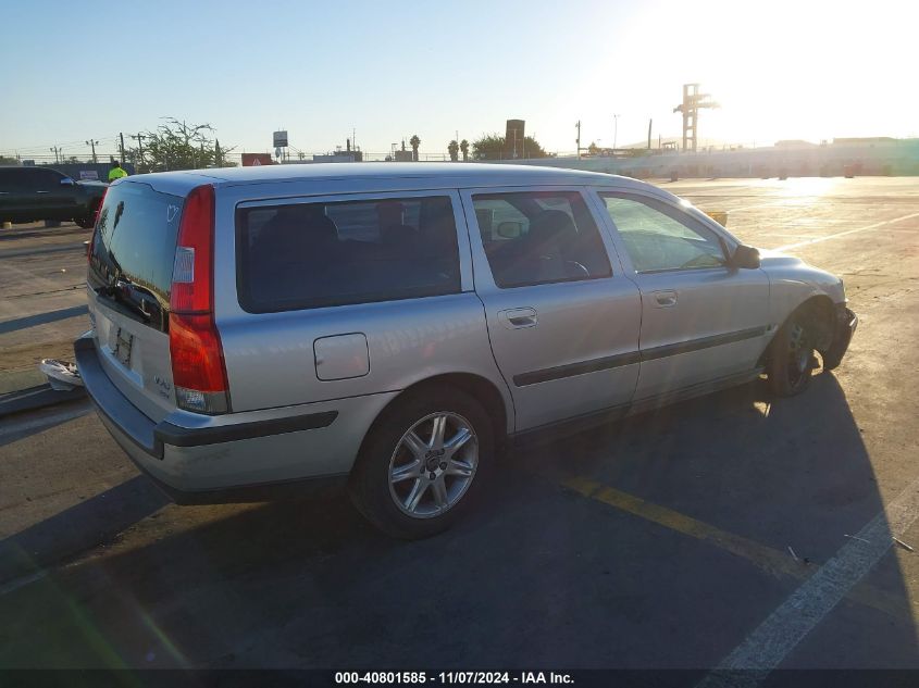 2004 Volvo V70 2.5T VIN: YV1SW59V642361434 Lot: 40801585