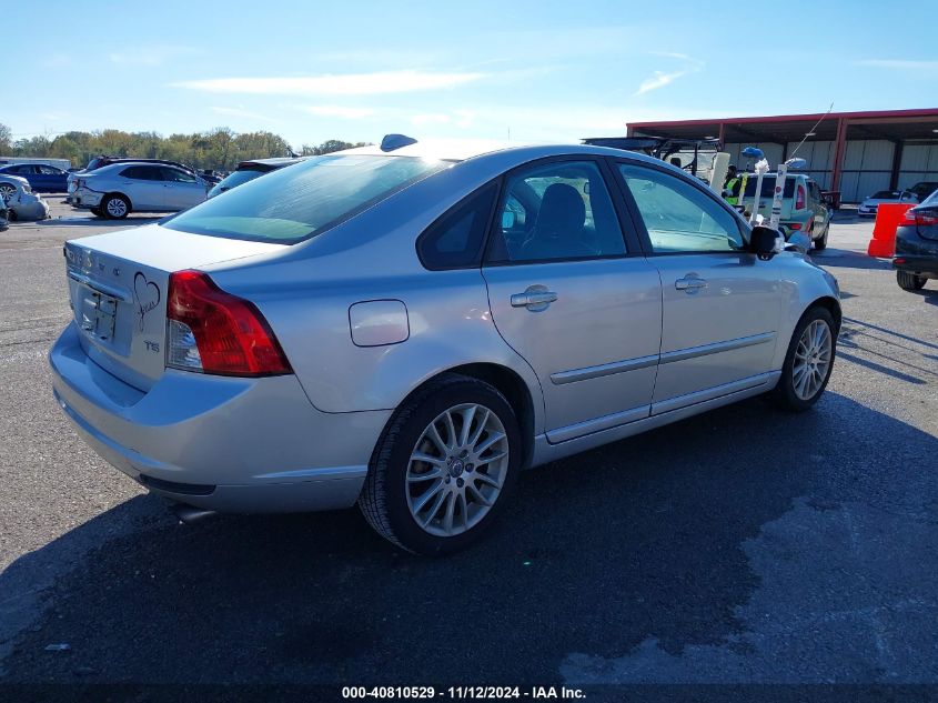 2011 Volvo S40 T5/T5 R-Design VIN: YV1672MS1B2537667 Lot: 40810529