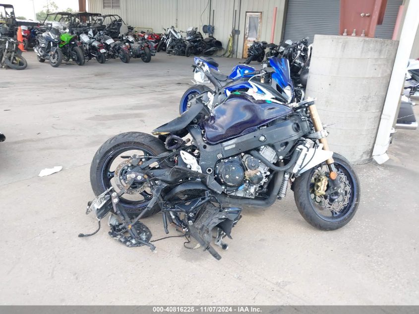 2015 Suzuki Gsx1300 Ra VIN: JS1GX72B5F2100023 Lot: 40816225