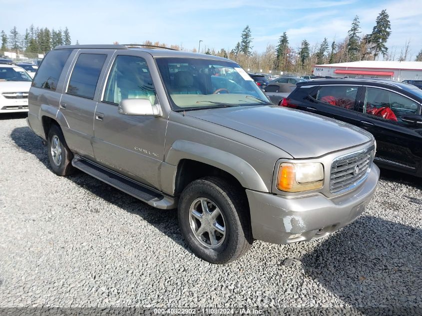 2000 Cadillac Escalade Standard VIN: 1GYEK13R1YR131178 Lot: 40822902