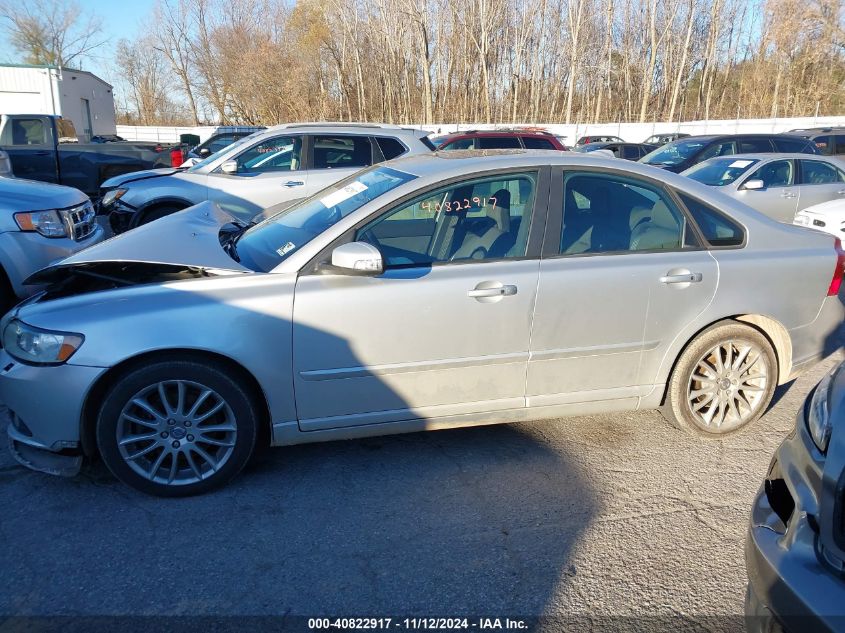 2010 Volvo S40 2.4I VIN: YV1382MS4A2488057 Lot: 40822917