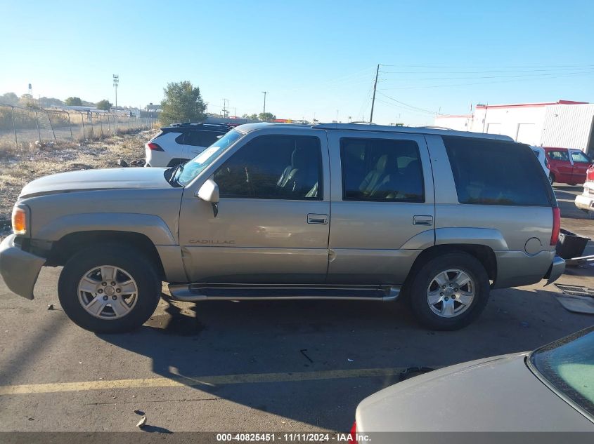 1999 Cadillac Escalade Standard VIN: 1GYEK13R1XR409124 Lot: 40825451