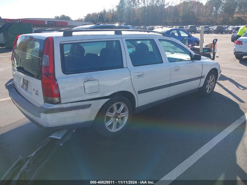 2004 Volvo V70 2.5T VIN: YV1SW59V042411941 Lot: 40829511