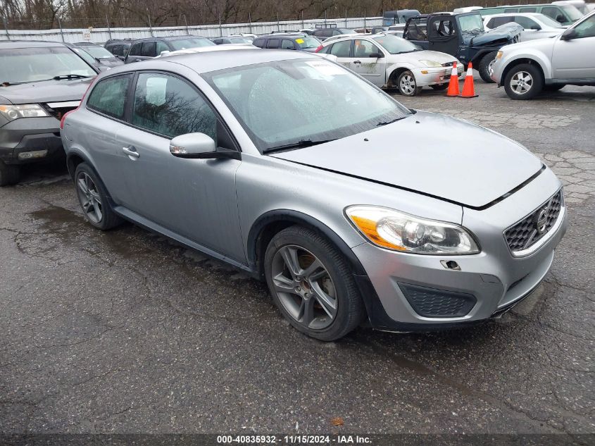 2013 Volvo C30 T5/T5 Platinum/T5 Premier/T5 Premier Plus/T5 R-Design/T5 R-Design Platinum/T5 R-Design Premier VIN: YV1672MK7D2305755 Lot: 40835932