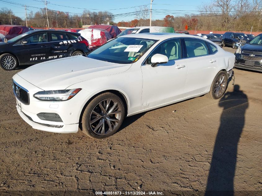 2018 Volvo S90 T6 Momentum VIN: LVY992MK2JP007781 Lot: 40851873