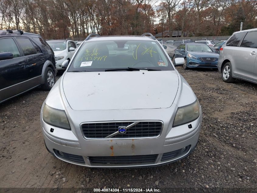 2005 Volvo V50 T5/T5 Awd VIN: YV1MJ682652063262 Lot: 40874304