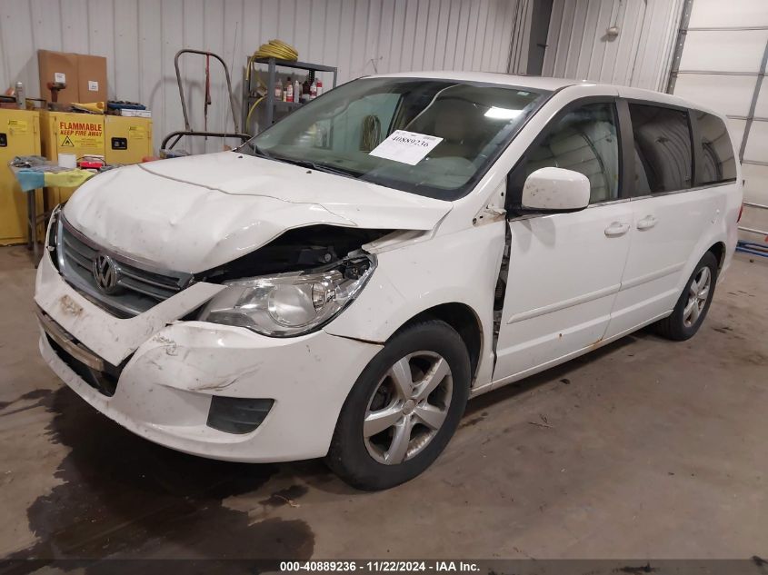 2010 Volkswagen Routan Sel VIN: 2V4RW5DX4AR360590 Lot: 40889236