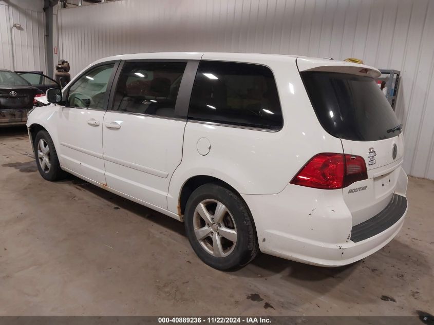 2010 Volkswagen Routan Sel VIN: 2V4RW5DX4AR360590 Lot: 40889236