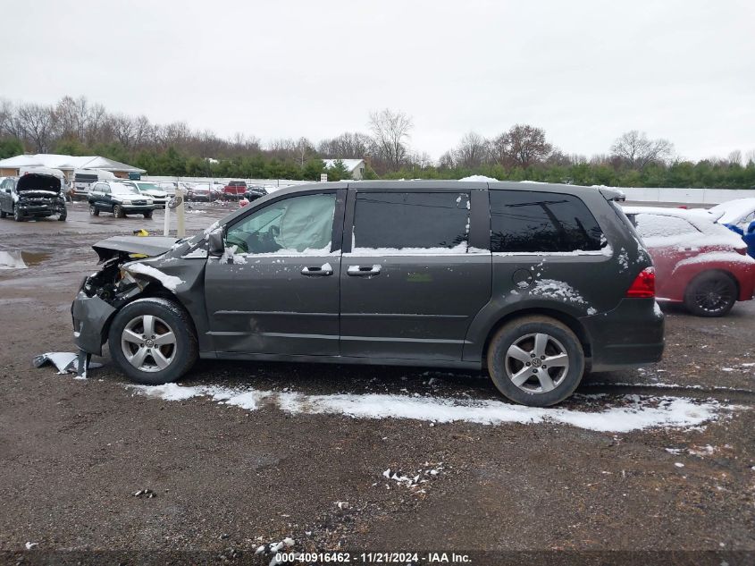 2010 Volkswagen Routan Se VIN: 2V4RW3D18AR295436 Lot: 40916462