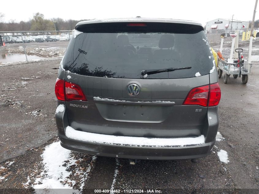 2010 Volkswagen Routan Se VIN: 2V4RW3D18AR295436 Lot: 40916462