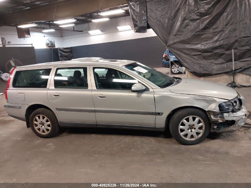 2001 Volvo V70 2.4 VIN: YV1SW61R611109527 Lot: 40925226