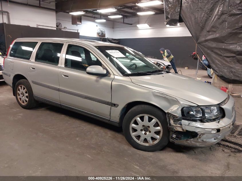 2001 Volvo V70 2.4 VIN: YV1SW61R611109527 Lot: 40925226