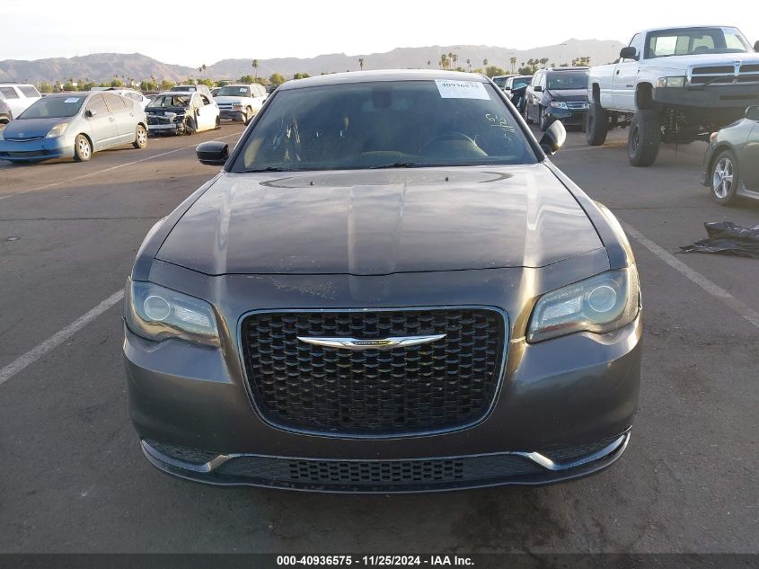 2019 Chrysler 300 Touring VIN: 2C3CCAAG0KH556043