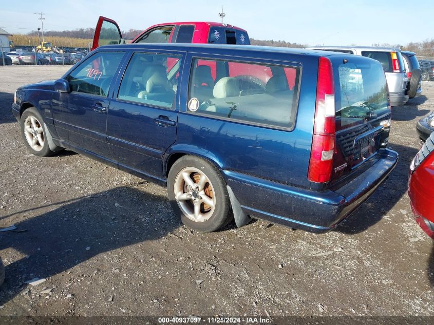 1998 Volvo V70 VIN: YV1LW5649W2477035 Lot: 40937097