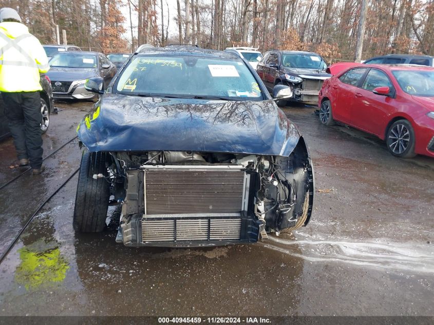 2019 Infiniti Qx30 Luxe VIN: SJKCH5CR9KA010419 Lot: 40945459