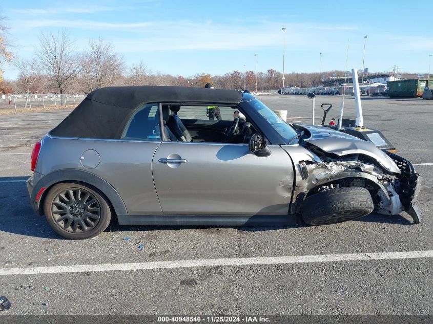 2017 Mini Convertible Cooper VIN: WMWWG5C32H3D00092 Lot: 40948546