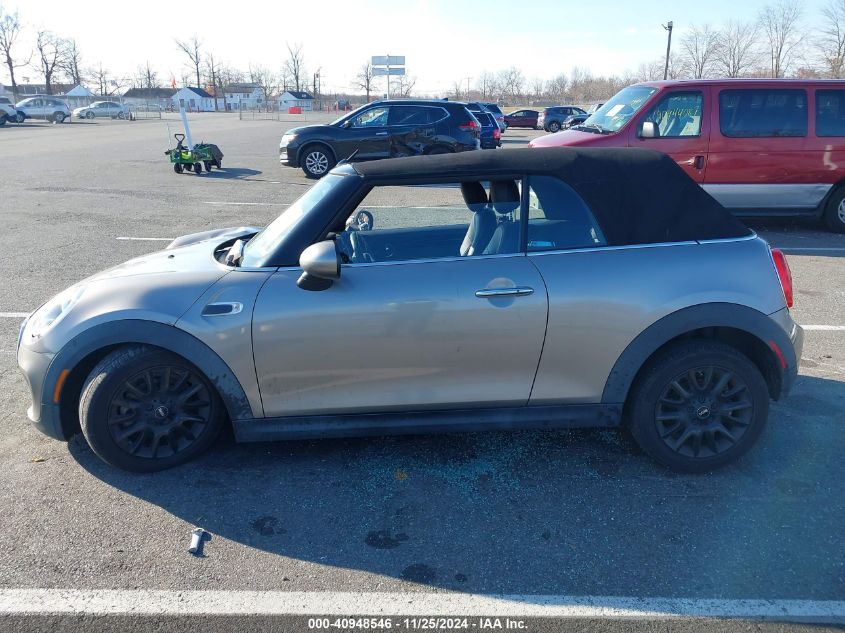 2017 Mini Convertible Cooper VIN: WMWWG5C32H3D00092 Lot: 40948546