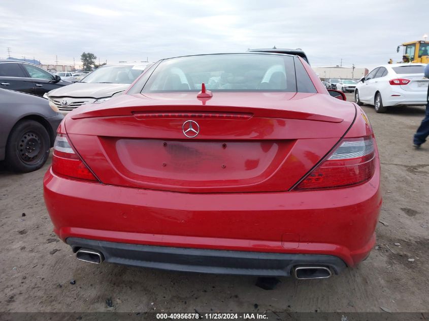 2012 Mercedes-Benz Slk 350 VIN: WDDPK5HA2CF031907 Lot: 40956578