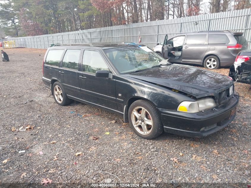 1999 Volvo V70 R VIN: YV1LV62D6X2597925 Lot: 40960807